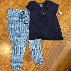 Liz Claiborne pajama set